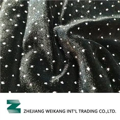 Terciopelo brillante de punto blanco de lámina plateada